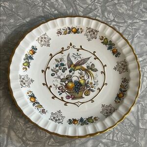 Vintage Avon woods and sons Elegant White and Gold Decorative Plate.